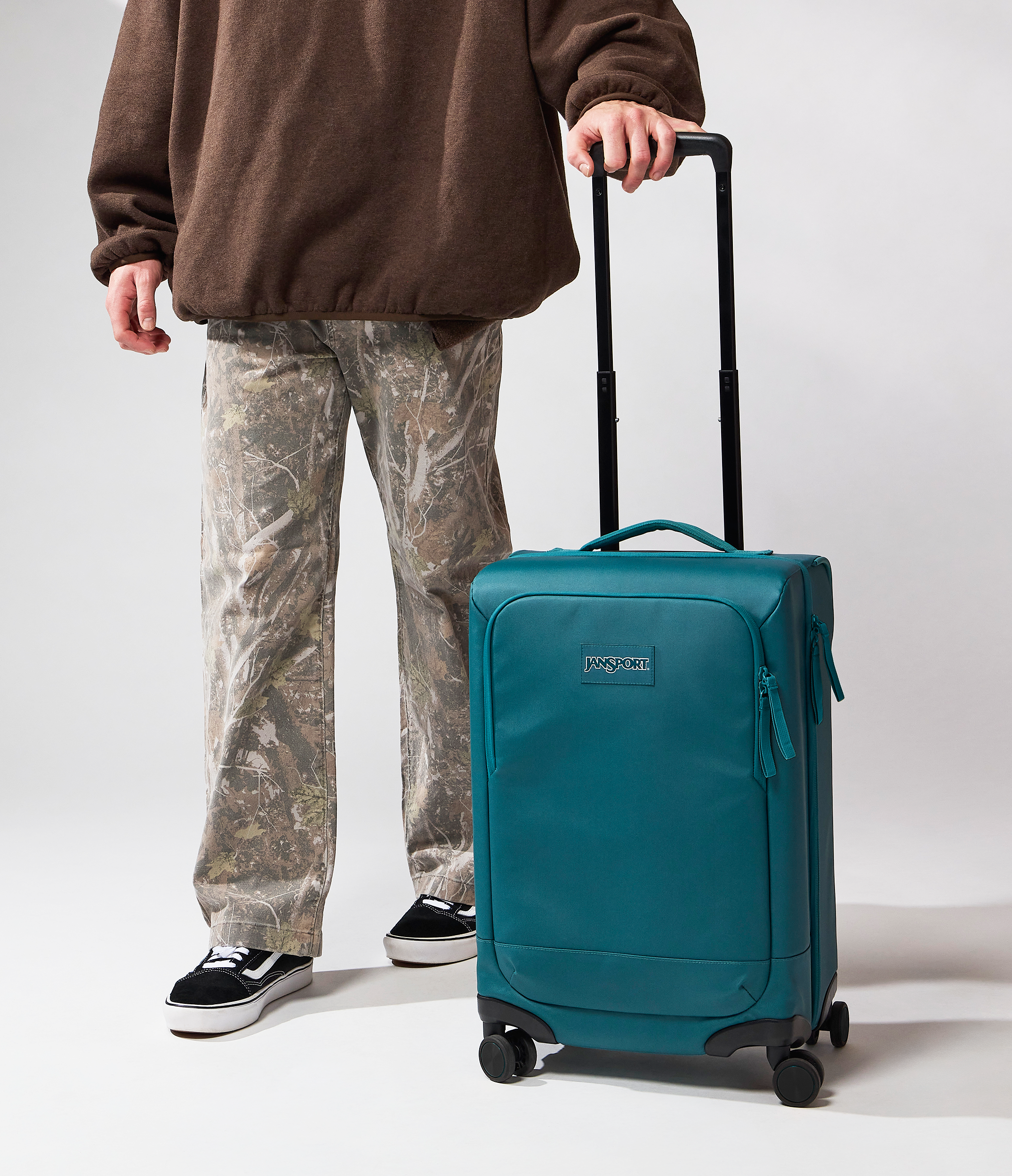 Good Latitude 22" Carry On - Image 10